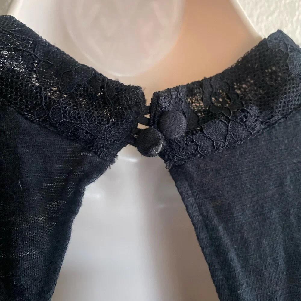 NWOT Disney’s Nightmare Before Christmas black lace hi-lo top - Picture 7 of 11